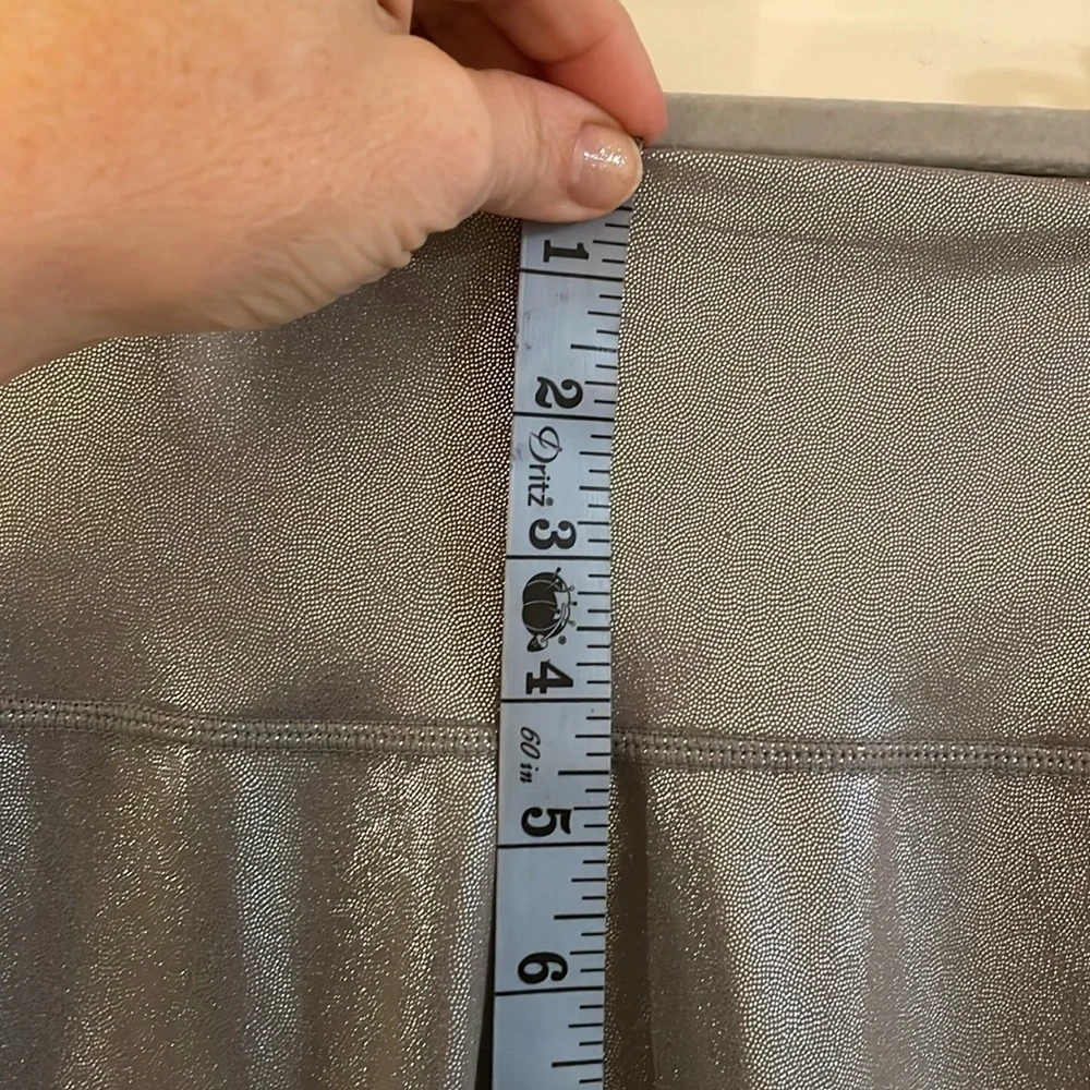 AllFenix Liquid Silver Metallic Leggings Size S
